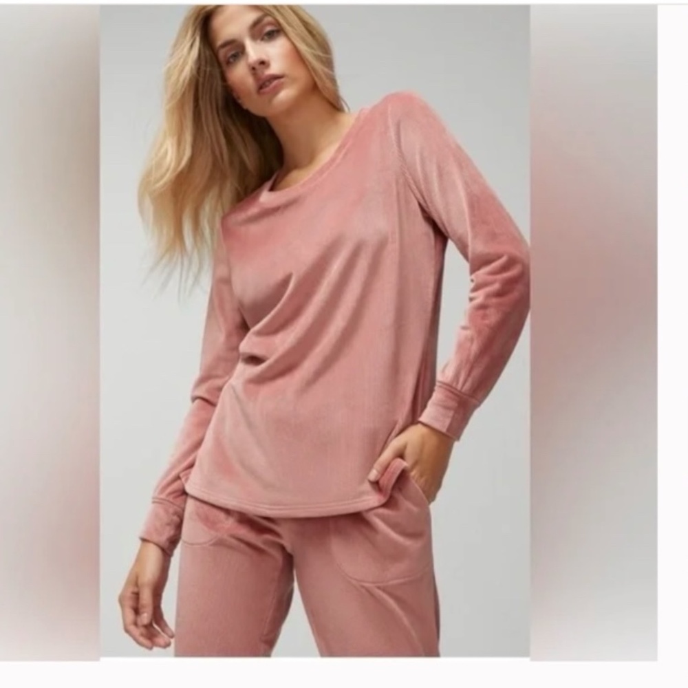 NWT SOMA Ribbed Micro Plush Long Sleeve Pajama Top Clay Rose Pink Size L Soft